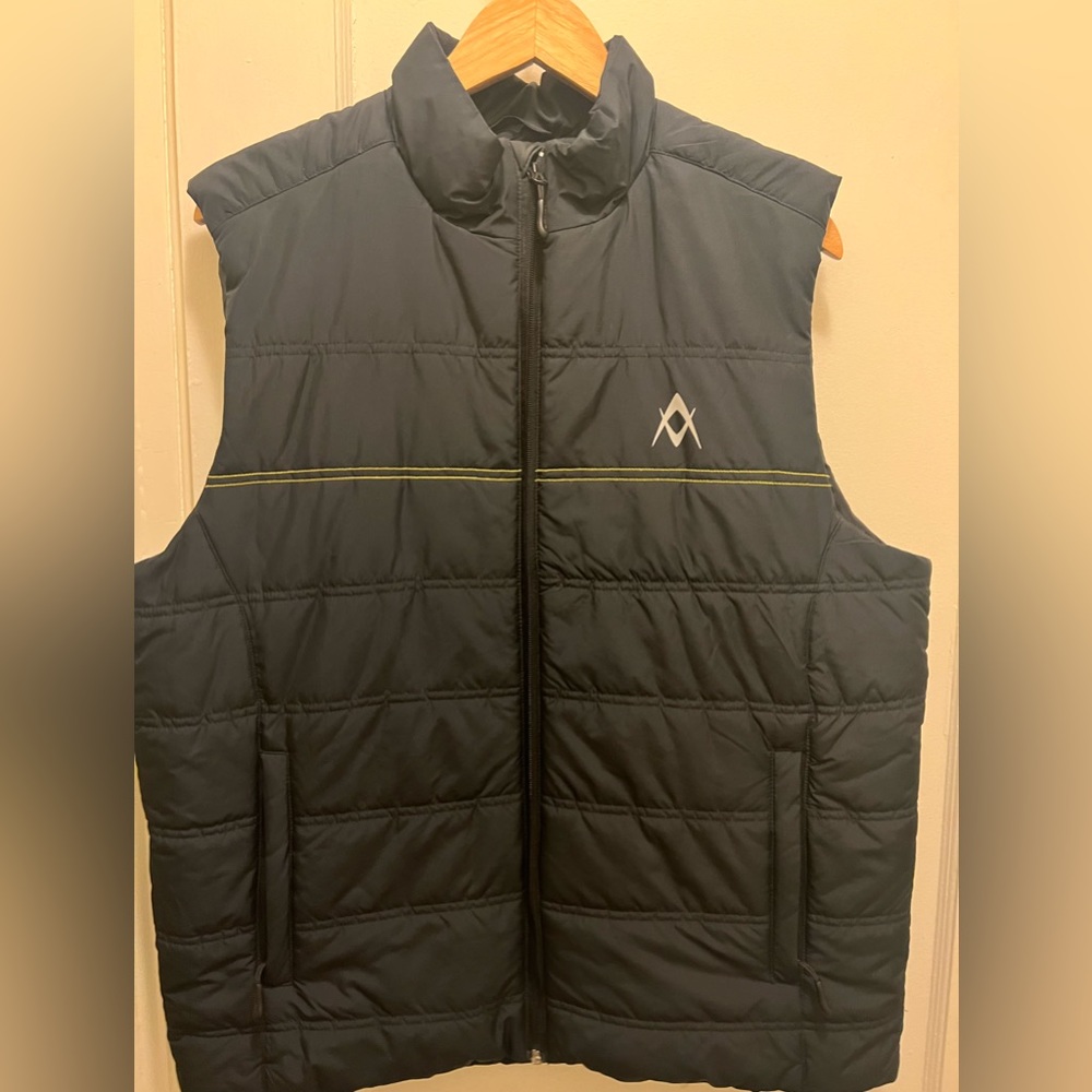 Volkl men’s ski vest